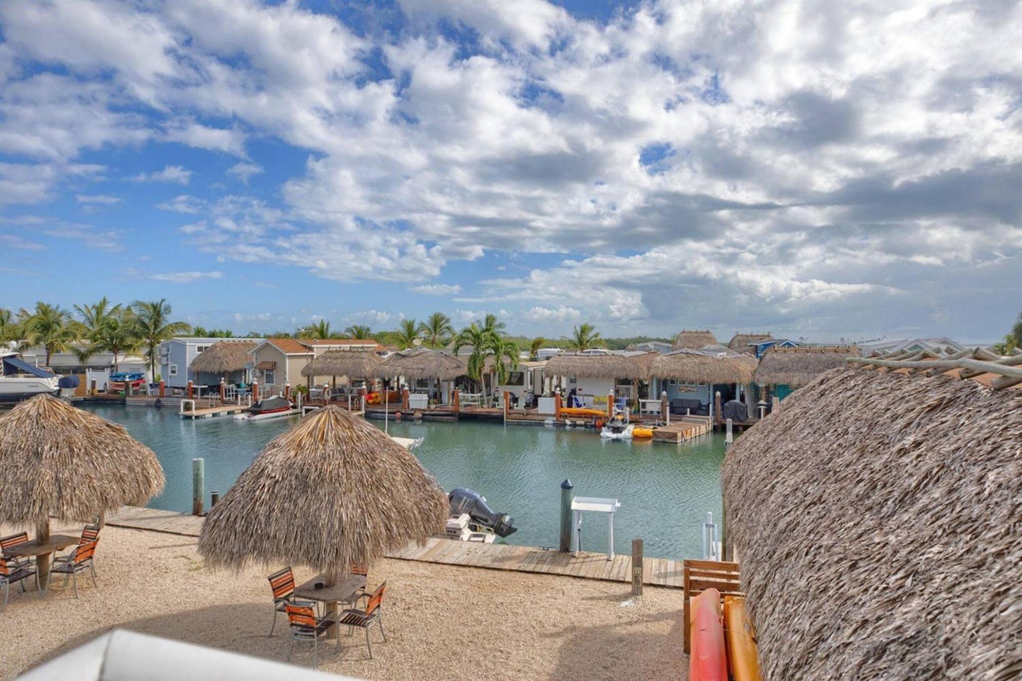 Waterfront Studio 2, Couples Oasis, Kayaks, Pool Jewfish 외부 사진