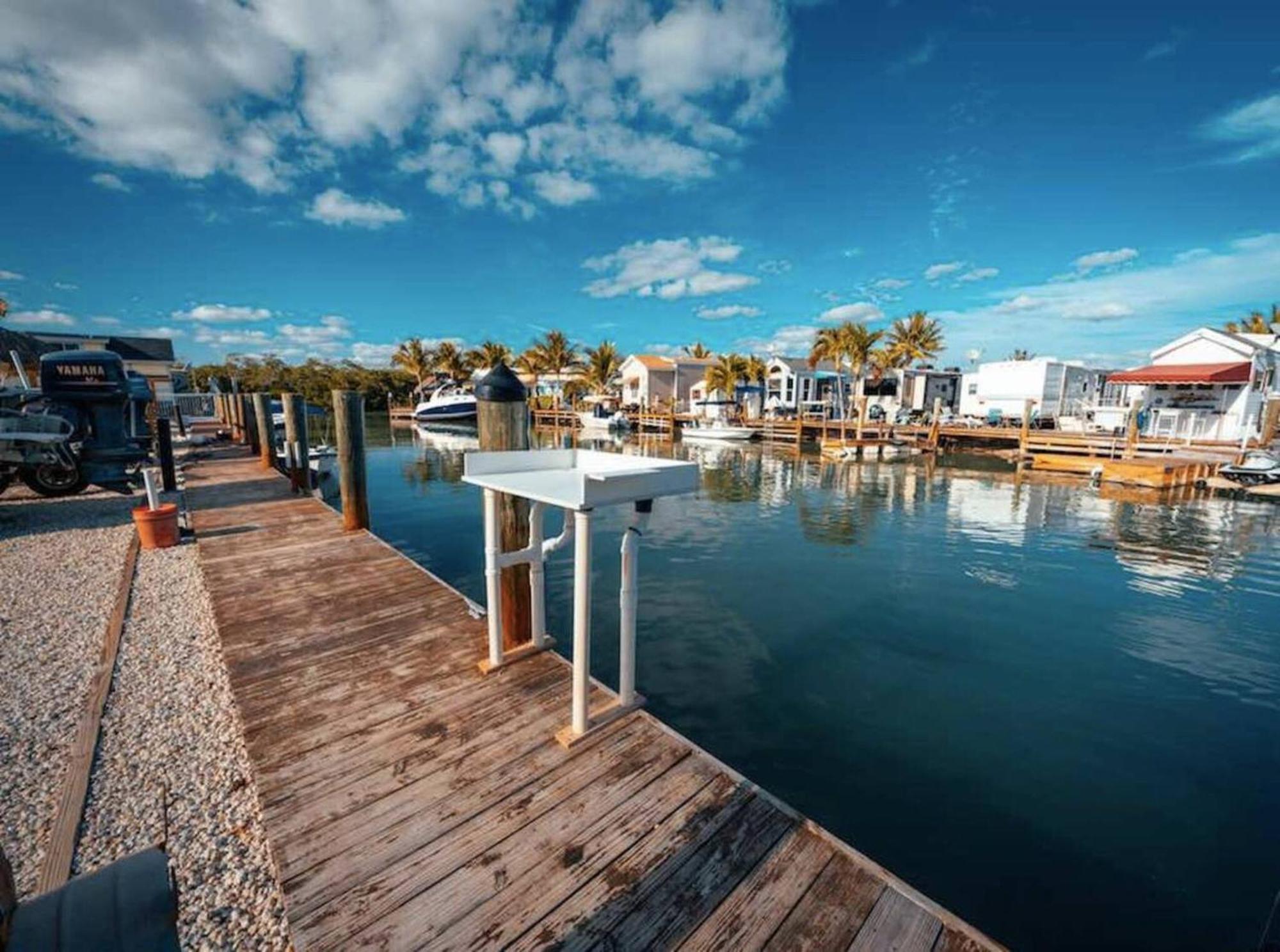 Waterfront Studio 2, Couples Oasis, Kayaks, Pool Jewfish 외부 사진