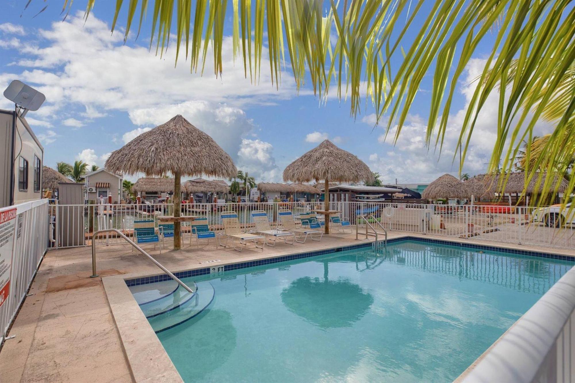 Waterfront Studio 2, Couples Oasis, Kayaks, Pool Jewfish 외부 사진